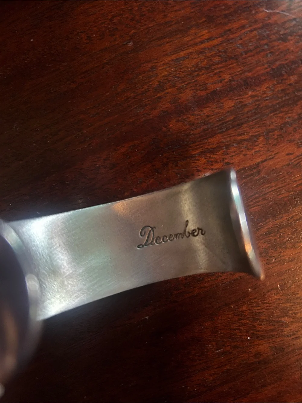 Salisbury wide cuff